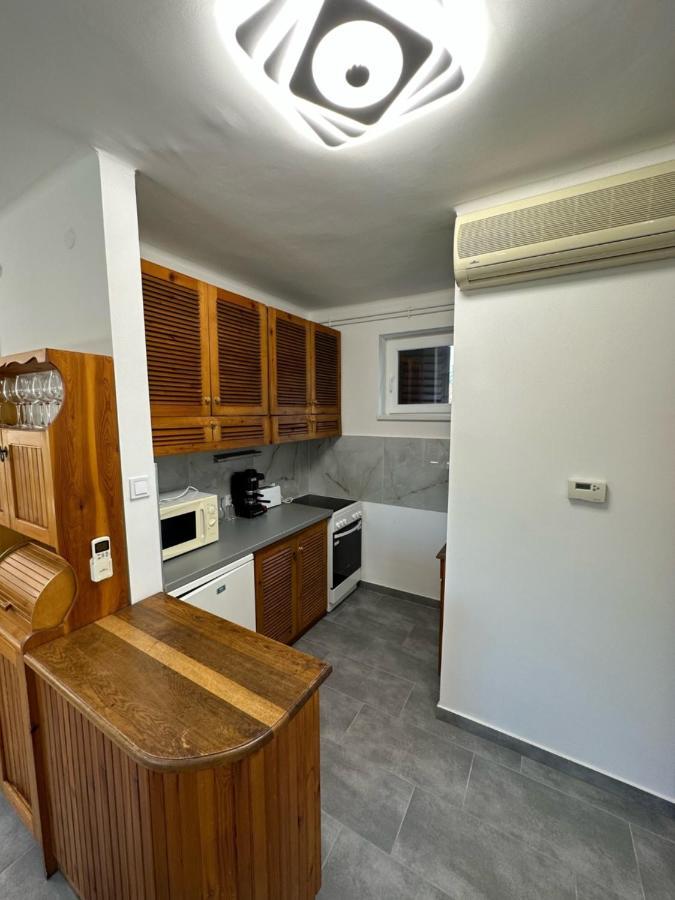 Hangulatos Balaton parti nyaraló Révfülöp Exterior foto